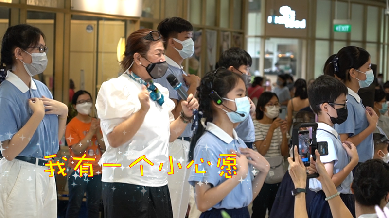 Local Artiste Shares Joy of Being a Vegetarian at "Super Veggie Super Fun" Event